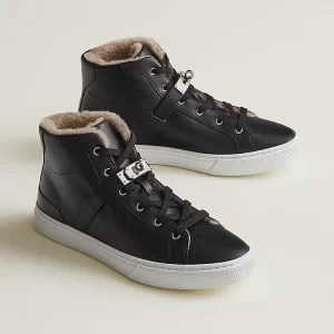 daydream-sneaker--222868ZH02-worn-1-0-0-800-800_g