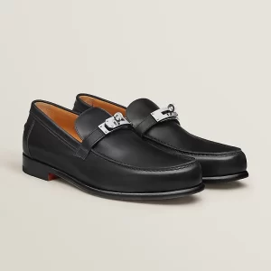 destin-loafer--212963ZA01-worn-1-0-0-800-800_g