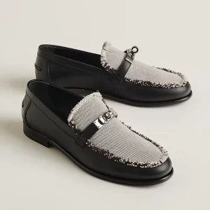 destin-loafer--231065Z PN-worn-1-0-0-800-800_g