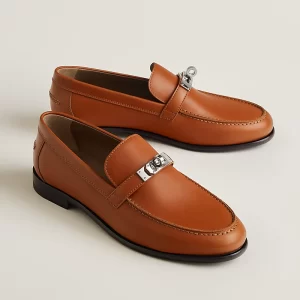 destin-loafer--231066Z A3-worn-1-0-0-800-800_g