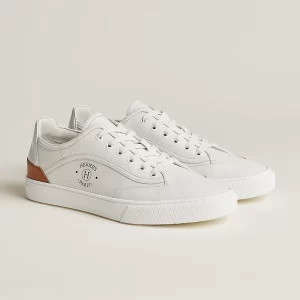 get-sneaker--231725ZH90-worn-1-0-0-800-800_g