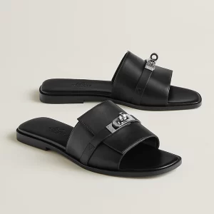 giulia-sandal--231056Z 02-worn-1-0-0-800-800_g