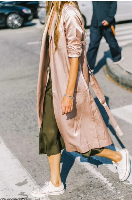 fashion trends 2024(satin trench)